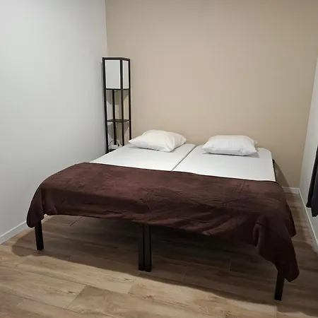 Gite, Chez Jean Nyaraló *